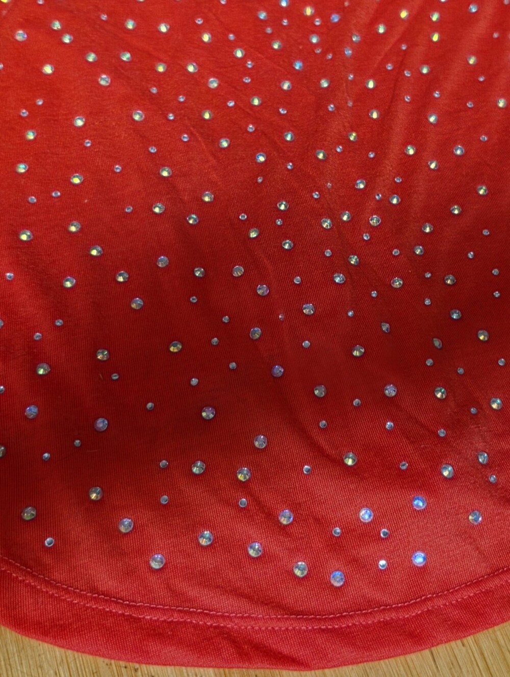 NWT Irreplaceable Red Rhinestone Bedazzled Racerback Tank Top Flared Medium - Picture 7 of 8
